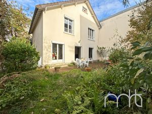 BOIS COLOMBES GAMBETTA - MAISON FAMILIALE AVEC JARDIN & GARA