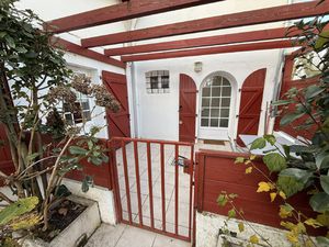 T2 rénové avec terrasse et parking à Biarritz