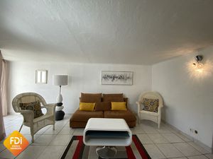 CENTRE VILLE - T3 DUPLEX 74.37 m2