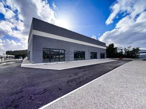 Local commercial à vendre