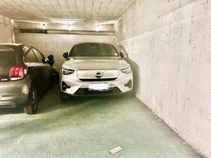 PLACE DE PARKING DANS BOX FERMÉ PARTAGÉ – PROMENADE