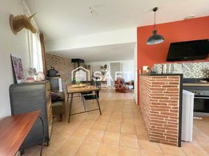 CHATEAUGIRON CENTRE MAISON DE VILLE RENOVEE 100M2