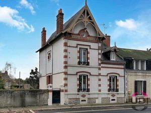 Maison des années 30 entièrement rénovée – 155 m² – Centre-ville de Montluçon