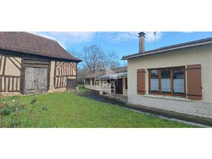 Maison individuelle 3 pièces avec grange proche Montpon. Ménestérol.