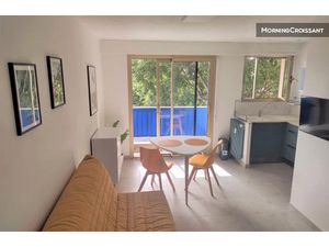 Location meublée appartement 1 pièce 25 m² à Antibes (06600)  720 €