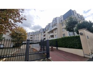 Appartement 6 pièces  Secteur Noailles