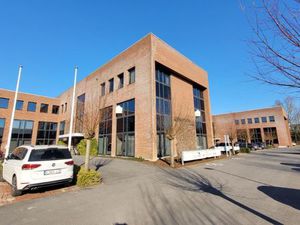 Bien professionnel à louer à Roeselare € 932 (LIIBZ) - Domicill Vastgoed | Zimmo