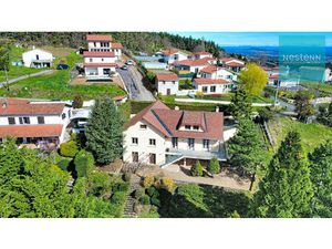 Maison spacieuse à vendre à Bard - 6 chambres et grand terrain