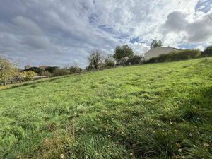 Terrain constructible viabilisé à vendre