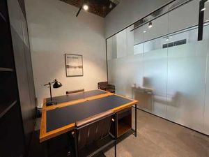 Instapklare kantoren in een prachtig gebouw langs de Coupure