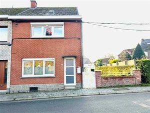 Agréable maison avec garage  passage latéral et jardin