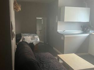 Chambre 1 pièce 59 m²