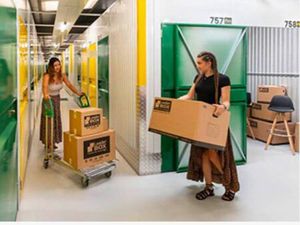 Box de stockage  garde meuble rue de Cernay