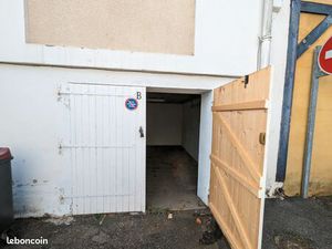 ​? IDÉAL NAVETTEURS Box / Garage Fermé 14m² - Proximité Gare de Dax ◊
