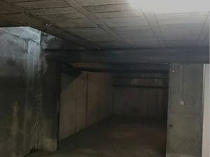 Garage de 16 m2 dans un espace sécurisé