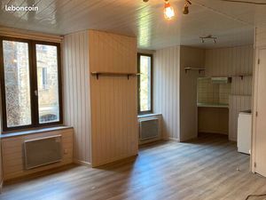 Studio à louer à l’année