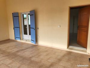 Spacieux appartement en duplex près d'Arles