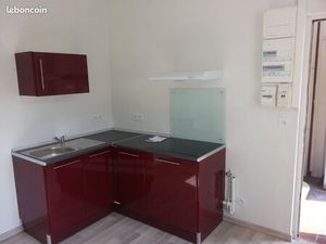 F1 Nevers centre 26m² avec parking