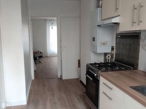 Beau T3 Rénové avec Balcons – Centre & Transports à Pied