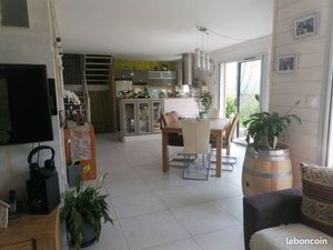 Maison calme et lumineuse