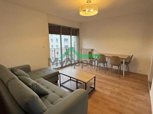 Location meublée appartement 4 pièces 70 m² à Saint-Denis (93200)  1 500 €