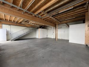 Location locaux professionnels 192 m² à Saint-Sauveur (80470)  1 100 €