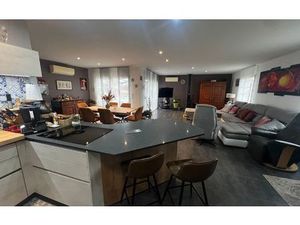 Maison Pisany m² T-3 à vendre  326 000 €