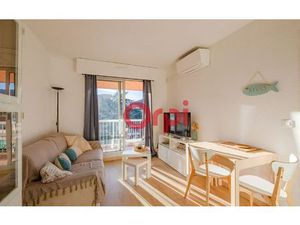 Location appartement  m² T-2 à Sainte-Maxime  740 €