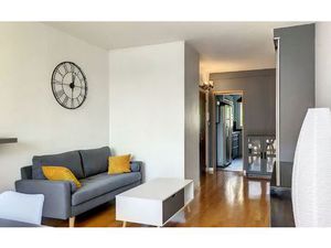 Location appartement  m² T-3 à Suresnes  1 708 €