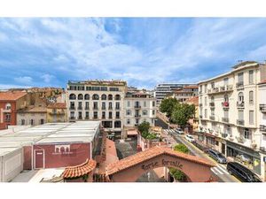 Location appartement  42.91 m² T-2 à Cannes  1 111 €