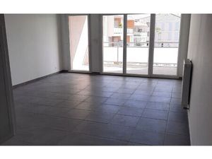 Location appartement  m² T-3 à Draguignan  787 €
