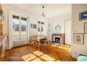 Bel appartement bourgeois en plein coeur de la Croix Rousse