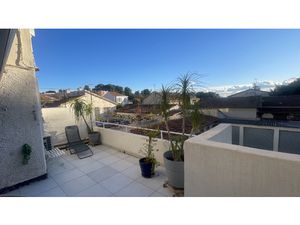 Superbe T4 de 96 m2 avec terrasse plein sud de 38 m2 Rénov