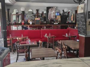 BAR RESTAURANT FDJ BÉZIERS - PROCHE CENTRE VILLE