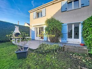 MAISON 3 CHAMBRES AVEC GARAGE ET JARDIN