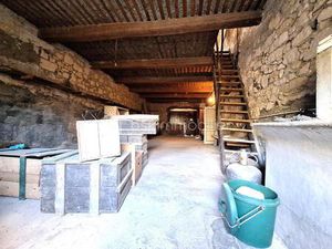 RARE SUR LE SECTEUR - MAISON A RENOVER AVEC SUPERBE GRANGE
