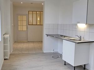 F1 rénové - chauffage compris - rue jeanne d'Arc