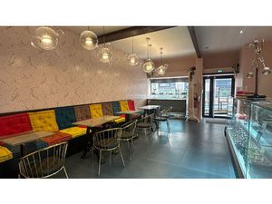 Local commercial Vienne 122 m2