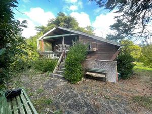Chalet 2 pièces avec terrain arboré à Vaux-sur-Seine