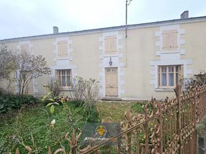 Vente Maison 4 pièces 163 m2 à Saint-Hilaire-la-Palud