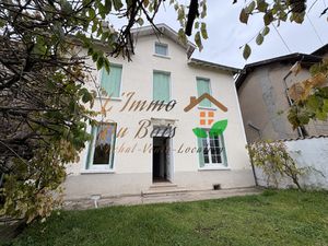 Charmante maison bourgeoise de 88m2 avec extérieur à Saint-R