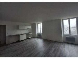 Location Appartement 3 pièces à La Réole (33190) : à louer 3 pièces / 70m² La Réole