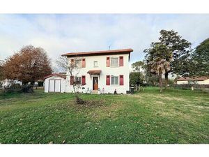 Maison Aire-sur-l'Adour m² T-5 à vendre  195 000 €