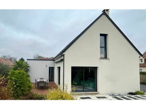 Maison Émiéville 123 m² T-5 à vendre  396 000 €