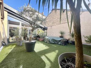 EXCLUSIVITÉ – Appartement d’exception de 140m² avec Patio de 100m² – Hyper Centre de Ville