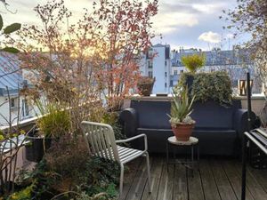 Appartement en dernier étage avec ascenseur et terrasse exp