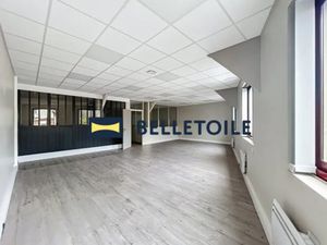 OPPORTUNITÉ EXCLUSIVE : PLATEAU DE BUREAUX DE 105 M² À LOUER À MAISONS-ALFORT – LUMINOSITÉ