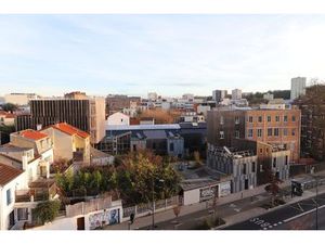 Studio - Proche métro - place Carnot -Montreuil (93100)