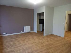 Location Appartement 4 pièces à Laval (53000) : à louer 4 pièces / 84m² Laval