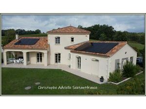Belle contemporaine  4 chambres  2 salles d'eau  double garage  piscine sur 5118 M2